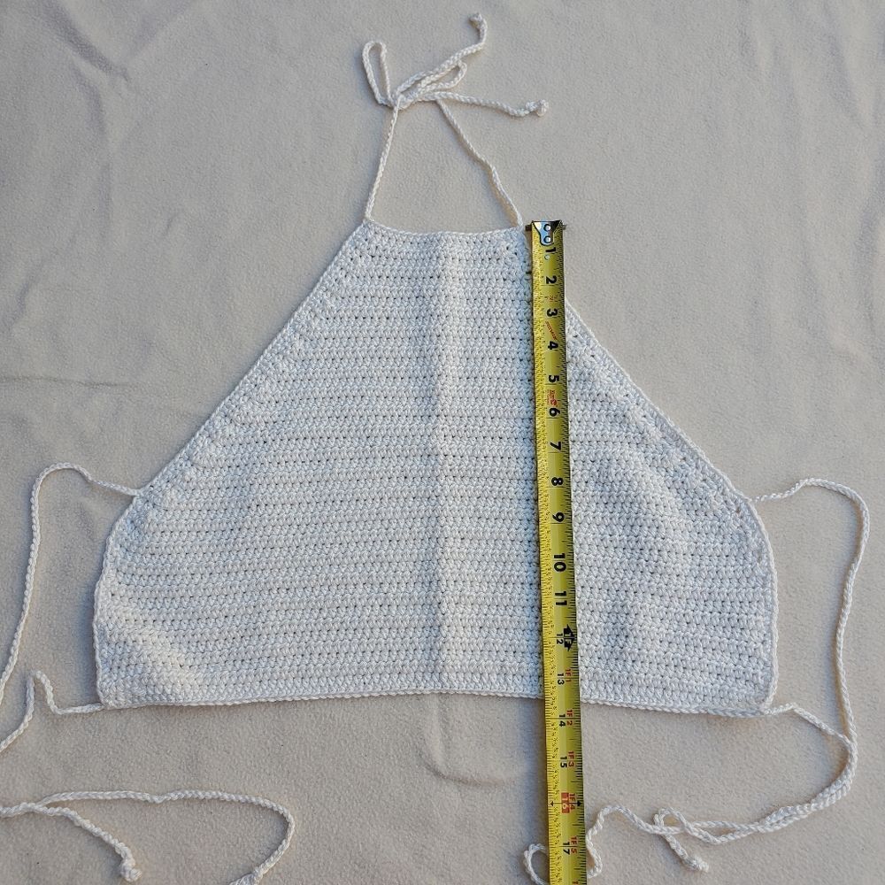 Hand Crafted Off-white Crochet Cropped Halter Top Size L - Picture 5 of 10